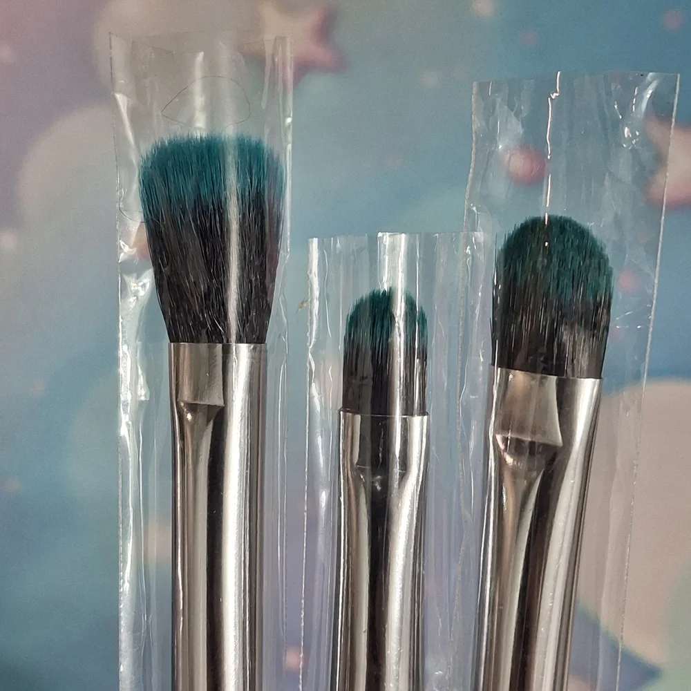 Colorful Makeup Brush Set
